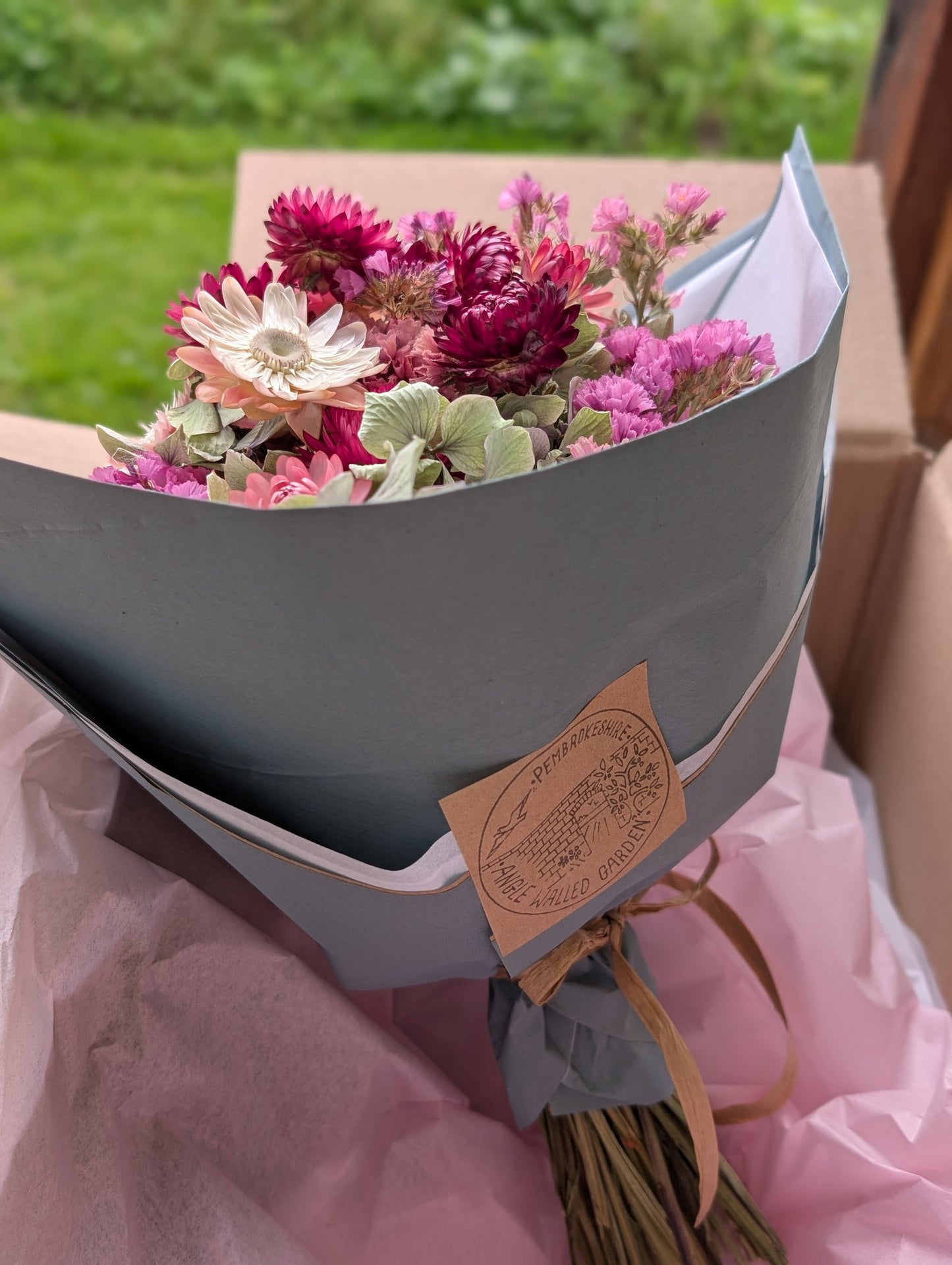 Bunch of flowers - Pink Petals