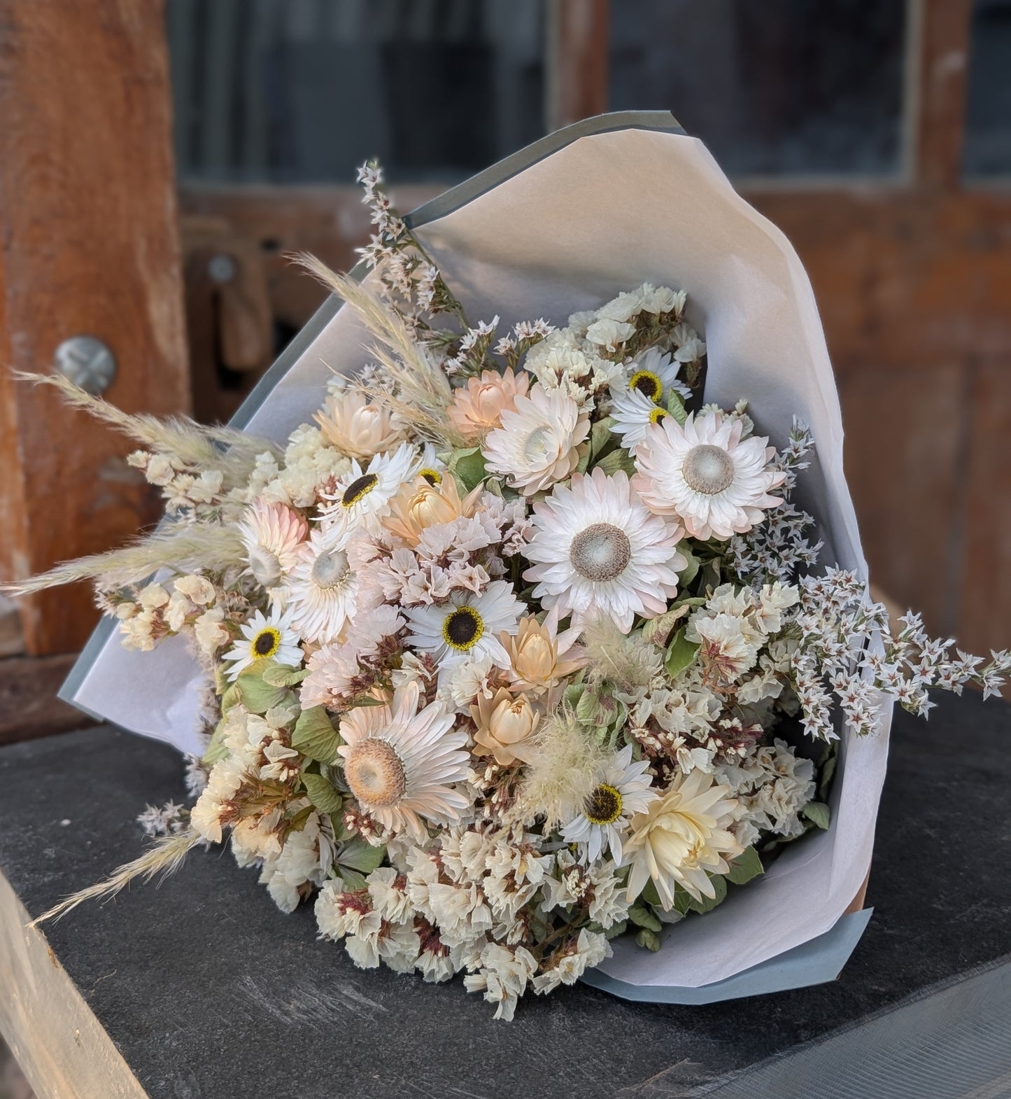 Bunch of flowers - Seashell