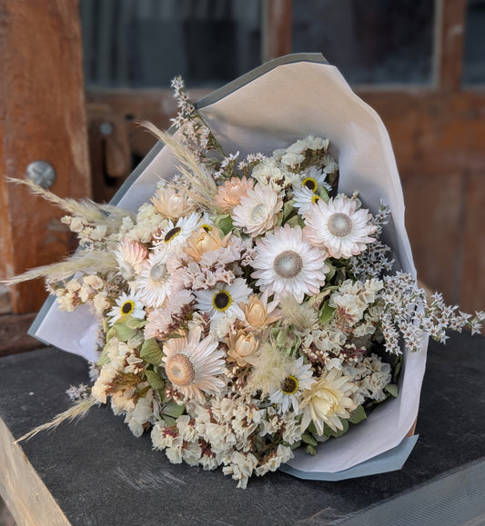 Bunch of flowers - Seashell