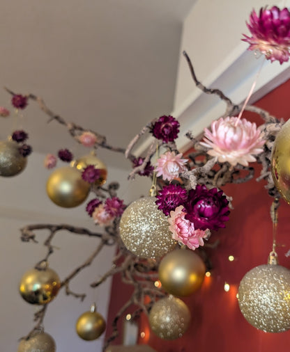 Festive flower bud Garland